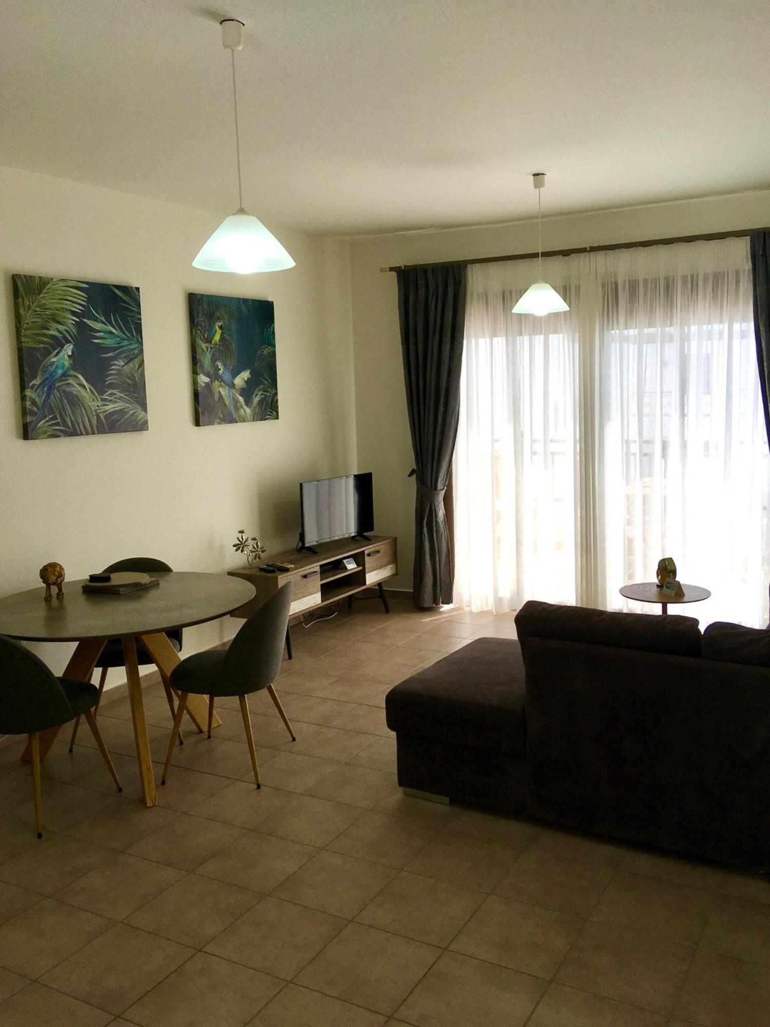 Harmonia At Court Apartment